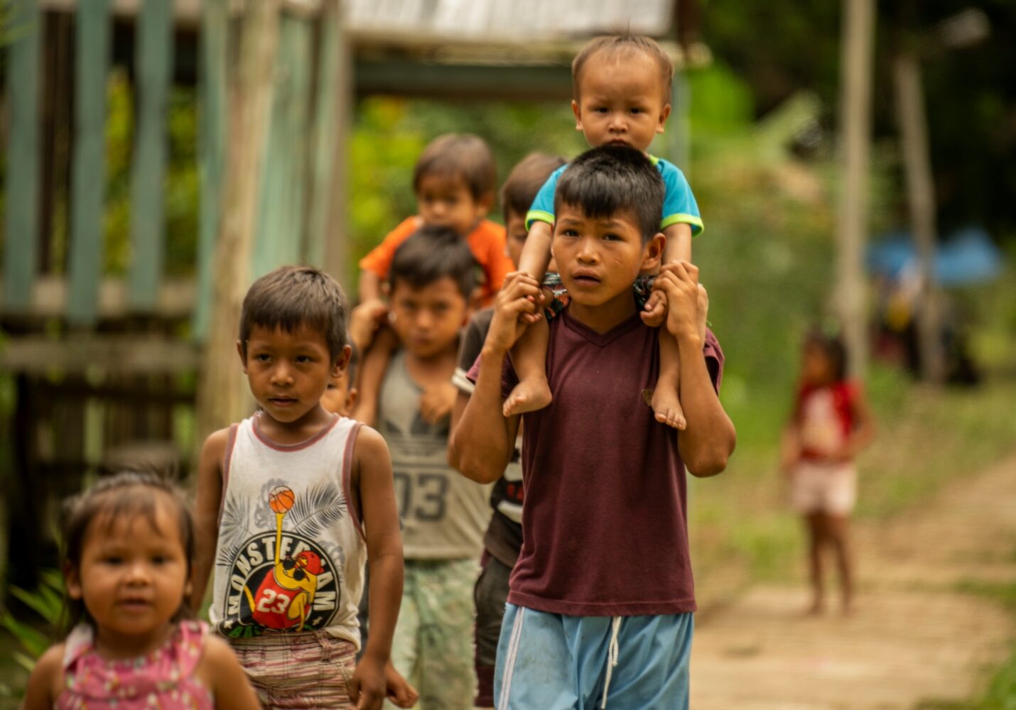 photo voyage sébastien redon monttevidéo enfants Amazonie Lyon